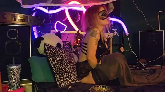 anonymouszN online show from 02-04-25, 09:20