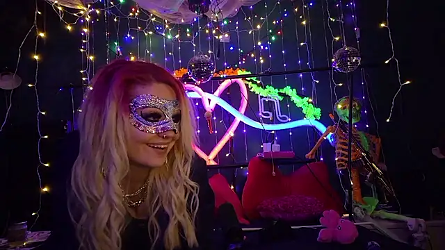 Snapshot of anonymouszN chatting on 01-18-26, 08:34 anonymouszN online show from 01-18-26, 08:34