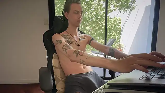 Den BlueXx online show from 02-28-26, 03:44