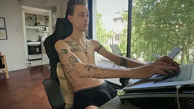 Den BlueXx online show from 03-07-26, 06:02