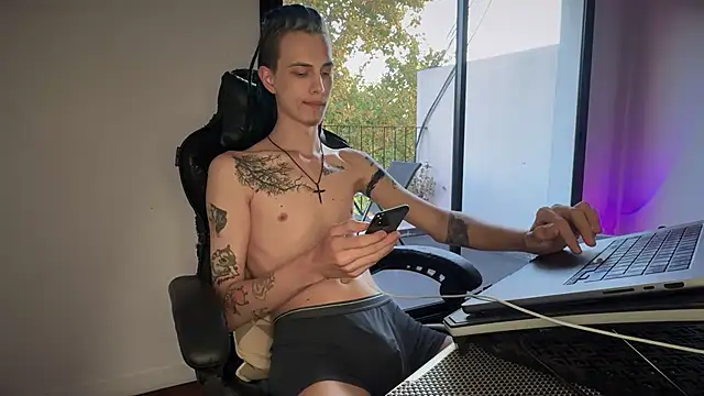 Den BlueXx online show from 02-20-26, 10:33