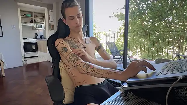 Den BlueXx online show from 03-12-26, 06:34