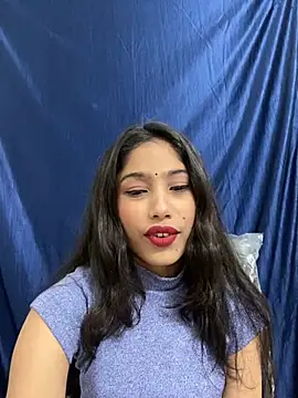 Snapshot of Sugarlips-14 chatting on 02-26-25, 05:35 Sugarlips-14 online show from 02-26-25, 05:35