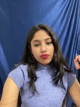 Snapshot of Sugarlips-14 chatting on 02-26-25, 03:43 Sugarlips-14 online show from 02-26-25, 03:43