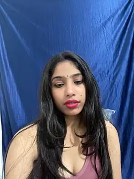 Snapshot of Sugarlips-14 chatting on 03-08-25, 11:37 Sugarlips-14 online show from 03-08-25, 11:37