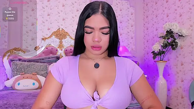 Snapshot of AllissonJames chatting on 11-08-25, 11:25 AllissonJames online show from 11-08-25, 11:25