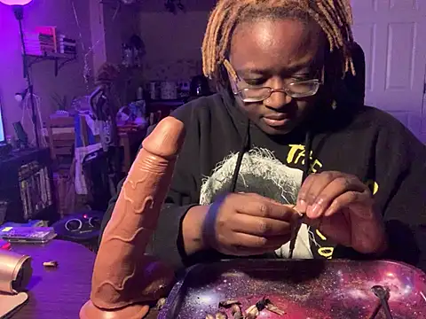 BigKittyRaven online show from 02-15-25, 04:14