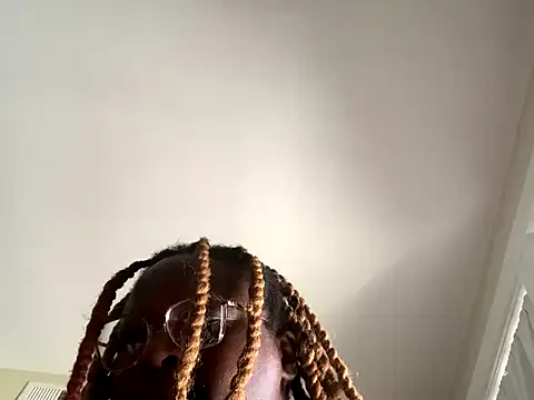 BigKittyRaven online show from 12-15-25, 06:03