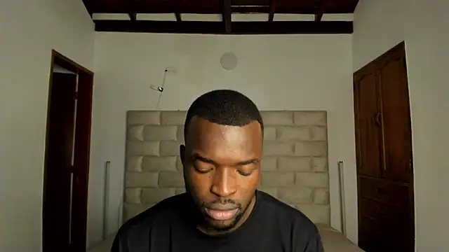 Snapshot of Dylan_Taylor chatting on 03-01-26, 02:44 Dylan Taylor online show from 03-01-26, 02:44