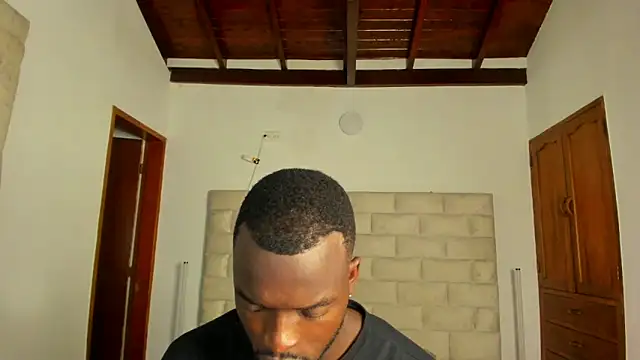 Snapshot of Dylan_Taylor chatting on 02-21-26, 03:41 Dylan Taylor online show from 02-21-26, 03:41