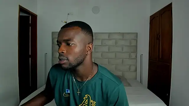 Snapshot of Dylan_Taylor chatting on 02-09-26, 03:15 Dylan Taylor online show from 02-09-26, 03:15