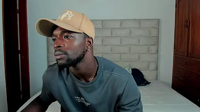 Dylan Taylor online show from 11-22-25, 12:37