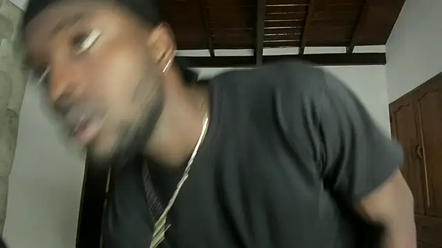 Snapshot of Dylan_Taylor chatting on 02-12-26, 03:17 Dylan Taylor online show from 02-12-26, 03:17