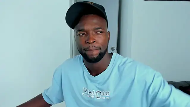 Dylan Taylor online show from 10-30-25, 04:33