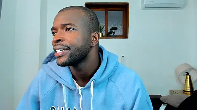 Dylan Taylor online show from 06-10-26, 01:45
