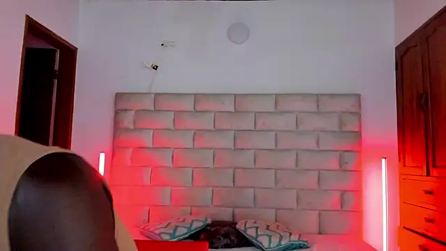 Dylan Taylor online show from 01-07-26, 12:21