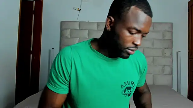 Snapshot of Dylan_Taylor chatting on 02-26-26, 03:50 Dylan Taylor online show from 02-26-26, 03:50