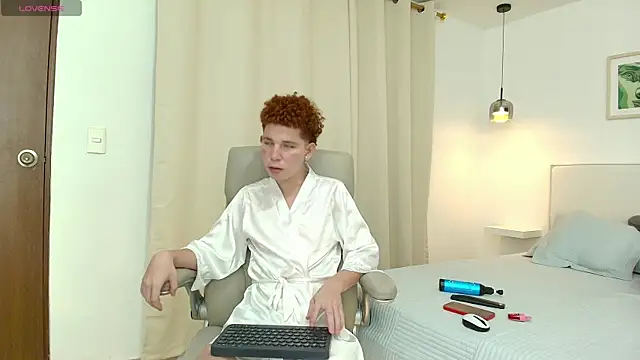 Snapshot of _Brihan chatting on 02-14-25, 01:13 Brihan online show from 02-14-25, 01:13