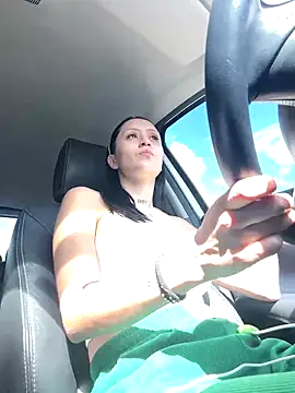 ellie mcdonald online show from 10-28-25, 07:35