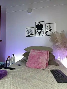 ellie mcdonald online show from 02-24-26, 09:37