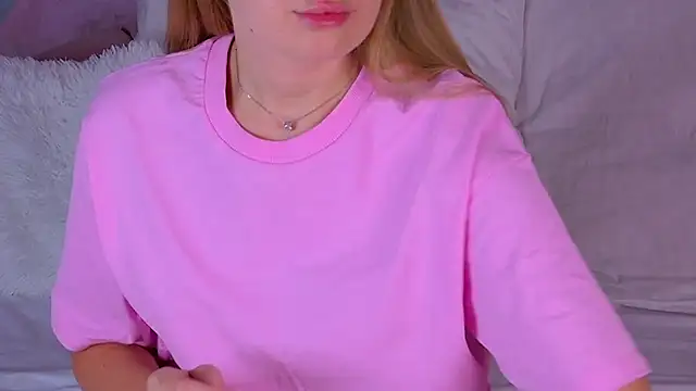 BeatriceEsmont online show from 10-16-25, 07:22