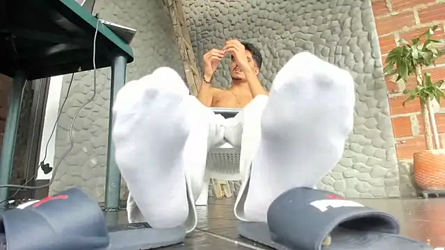 latin bbc online show from 10-14-25, 06:41