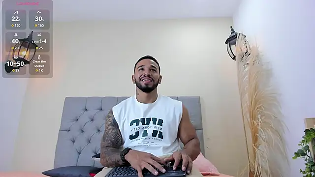 Snapshot of bruno_miller_ chatting on 04-18-26, 07:58 bruno miller online show from 04-18-26, 07:58