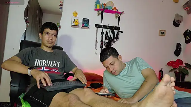 Nymphobuddies online show from 01-05-26, 11:08