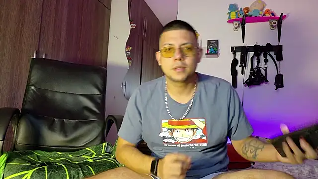 Snapshot of Nymphobuddies chatting on 02-01-26, 09:24 Nymphobuddies online show from 02-01-26, 09:24