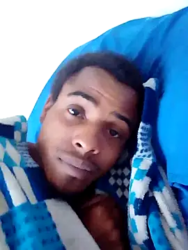 Snapshot of Bigote_Big0357 chatting on 10-17-25, 12:51 Bigote Big0357 online show from 10-17-25, 12:51