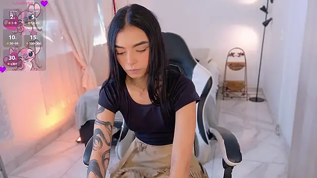 AnabelWolf online show from 11-12-25, 03:38