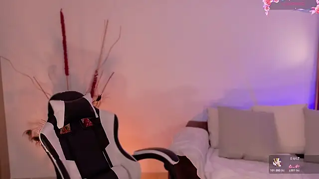 AnabelWolf online show from 04-21-26, 02:01