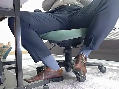 softlyS online show from 12-19-24, 01:51