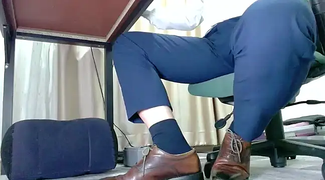 softlyS online show from 03-04-25, 03:37