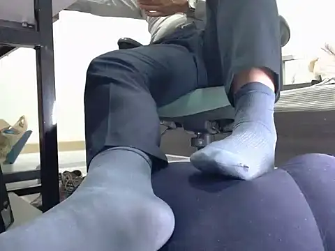 softlyS online show from 12-19-24, 04:57