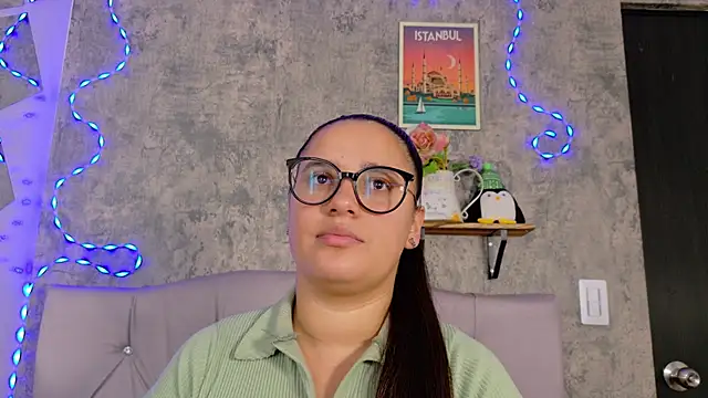 Victoria Ponce1 online show from 10-09-25, 01:22