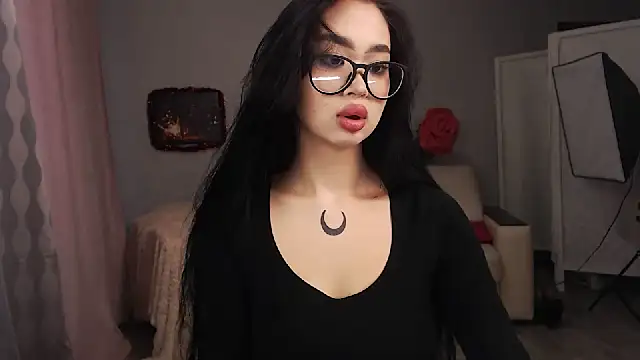 NamiLoveRoom online show from 12-13-24, 06:42