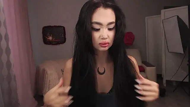 NamiLoveRoom online show from 12-14-24, 06:02