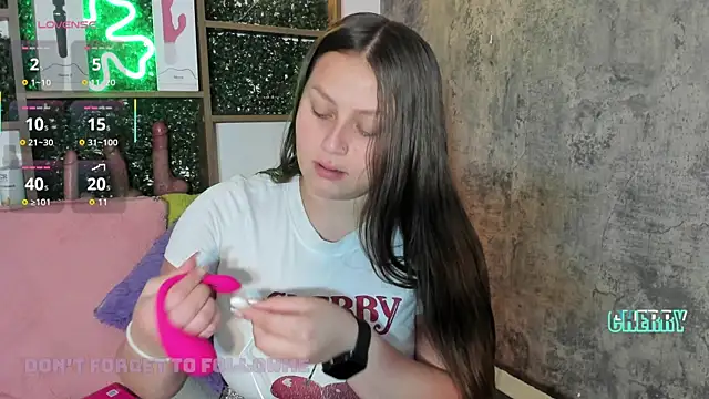 cherry coper online show from 10-29-25, 12:37