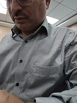 samee00721 online show from 03-10-26, 06:50