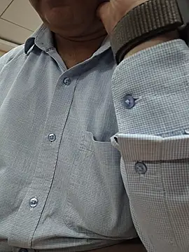 samee00721 online show from 04-17-26, 07:55