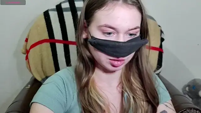 Mikki5P online show from 01-23-25, 09:07