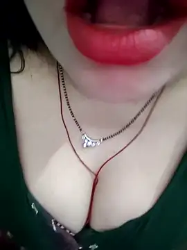 Snapshot of Mayuri77 chatting on 02-02-26, 05:50 Mayuri77 online show from 02-02-26, 05:50