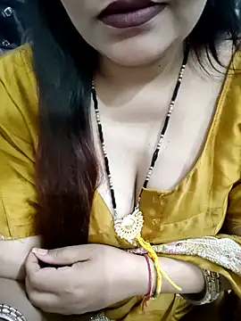 Snapshot of Mayuri77 chatting on 04-28-26, 09:57 Mayuri77 online show from 04-28-26, 09:57