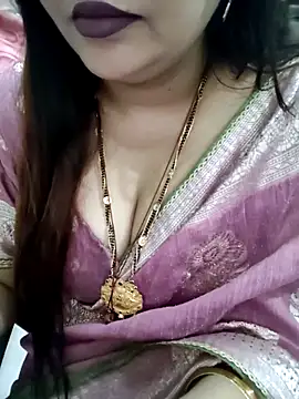 Snapshot of Mayuri77 chatting on 02-27-26, 06:19 Mayuri77 online show from 02-27-26, 06:19