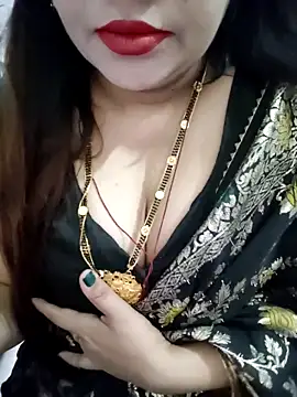 Snapshot of Mayuri77 chatting on 02-27-26, 06:13 Mayuri77 online show from 02-27-26, 06:13