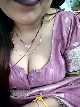 Snapshot of Mayuri77 chatting on 05-28-26, 06:14 Mayuri77 online show from 05-28-26, 06:14