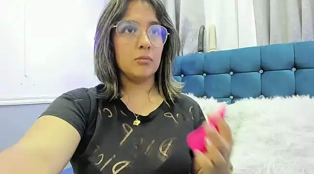 Pandoracherry online show from 02-12-25, 03:07