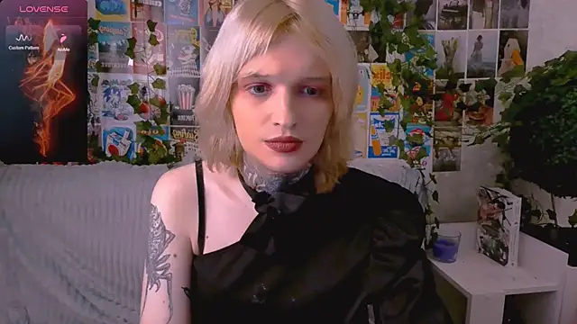 Simona Rain online show from 10-31-25, 11:33