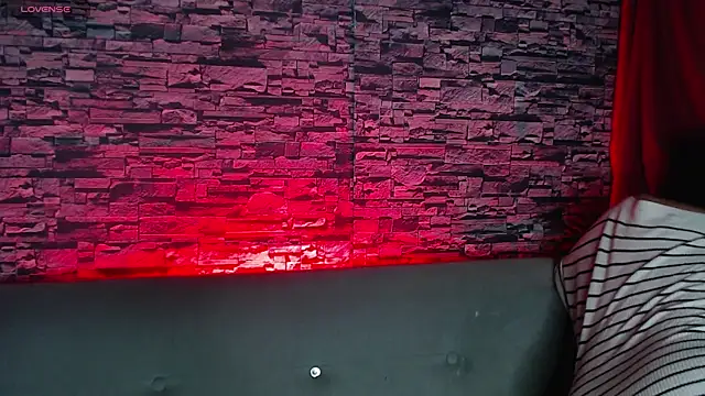 sofi bronw online show from 03-18-25, 10:39